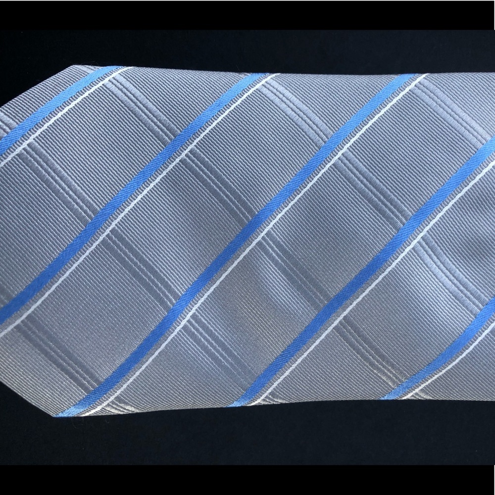 Nordstrom tie - Picture 2 of 3